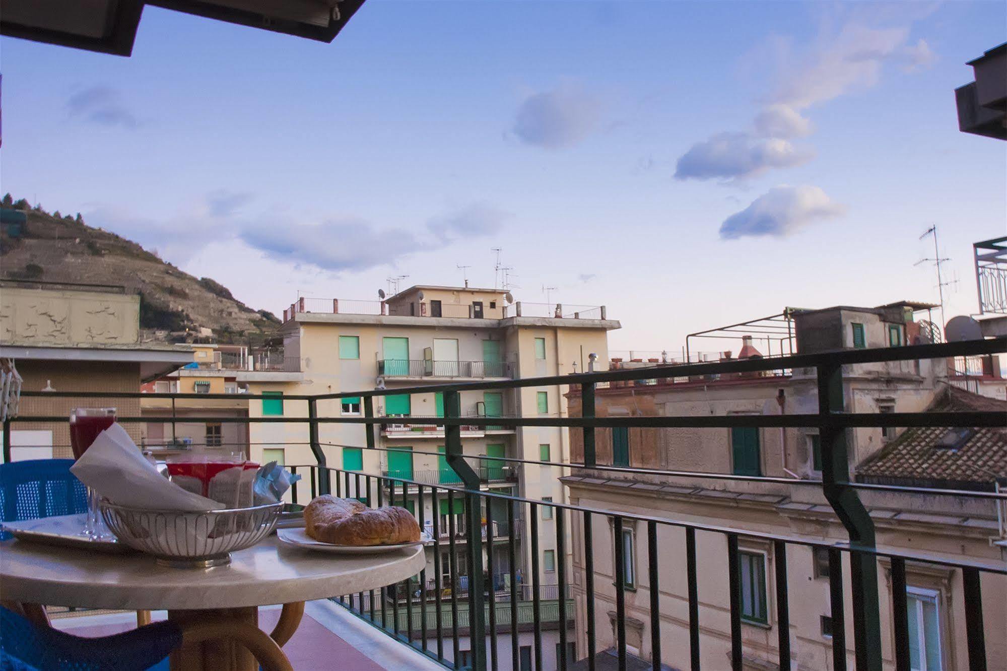 La Casa Delle Stelle Bed and Breakfast Maiori Exteriör bild